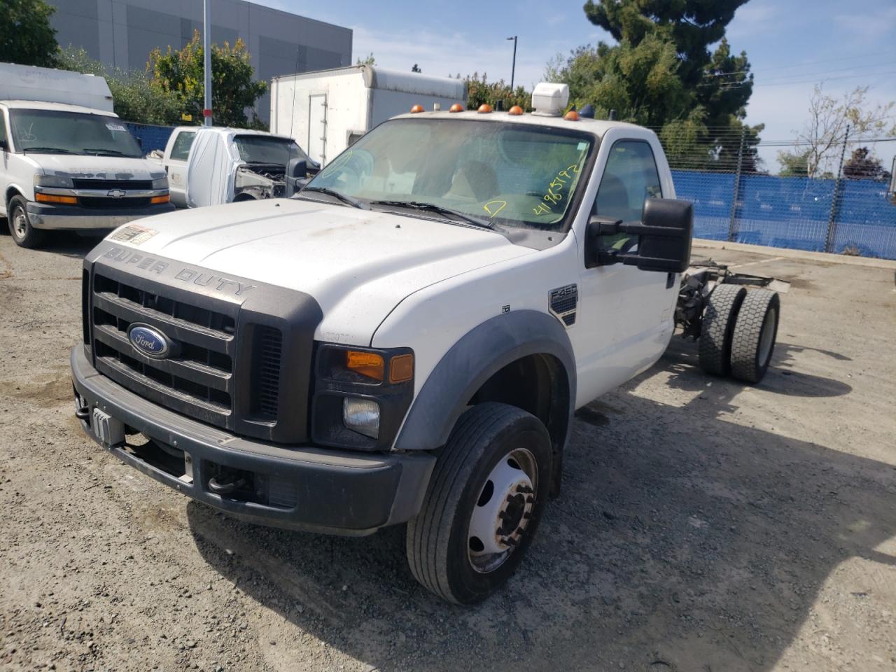 Photo 2 from auction – 2008 FORD F450 SUPER with VIN 1FD4F46Y18EB69099