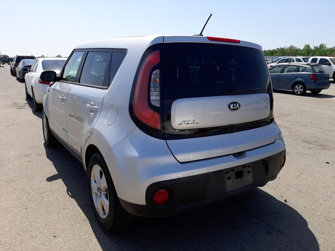 Photo 3 from auction – 2019 KIA SOUL with VIN KNDJN2A2XK7019196