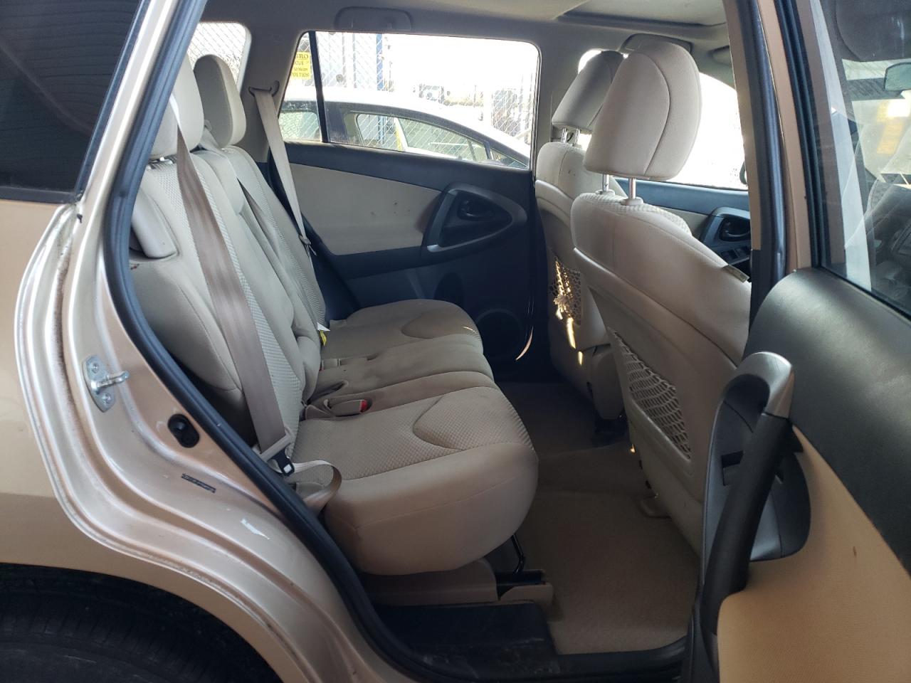 Photo 6 from auction – 2012 TOYOTA RAV4 with VIN 2T3BF4DV0CW261181