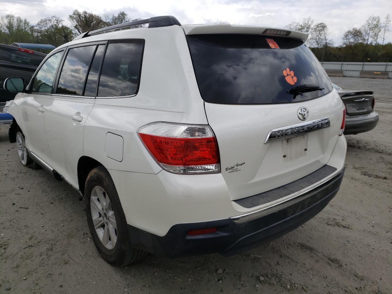 Photo 3 from auction – 2013 TOYOTA HIGHLANDER with VIN 5TDZA3EH4DS042100