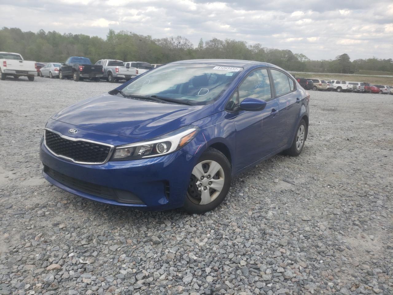 Photo 2 from auction – 2017 KIA FORTE LX with VIN 3KPFK4A78HE114158