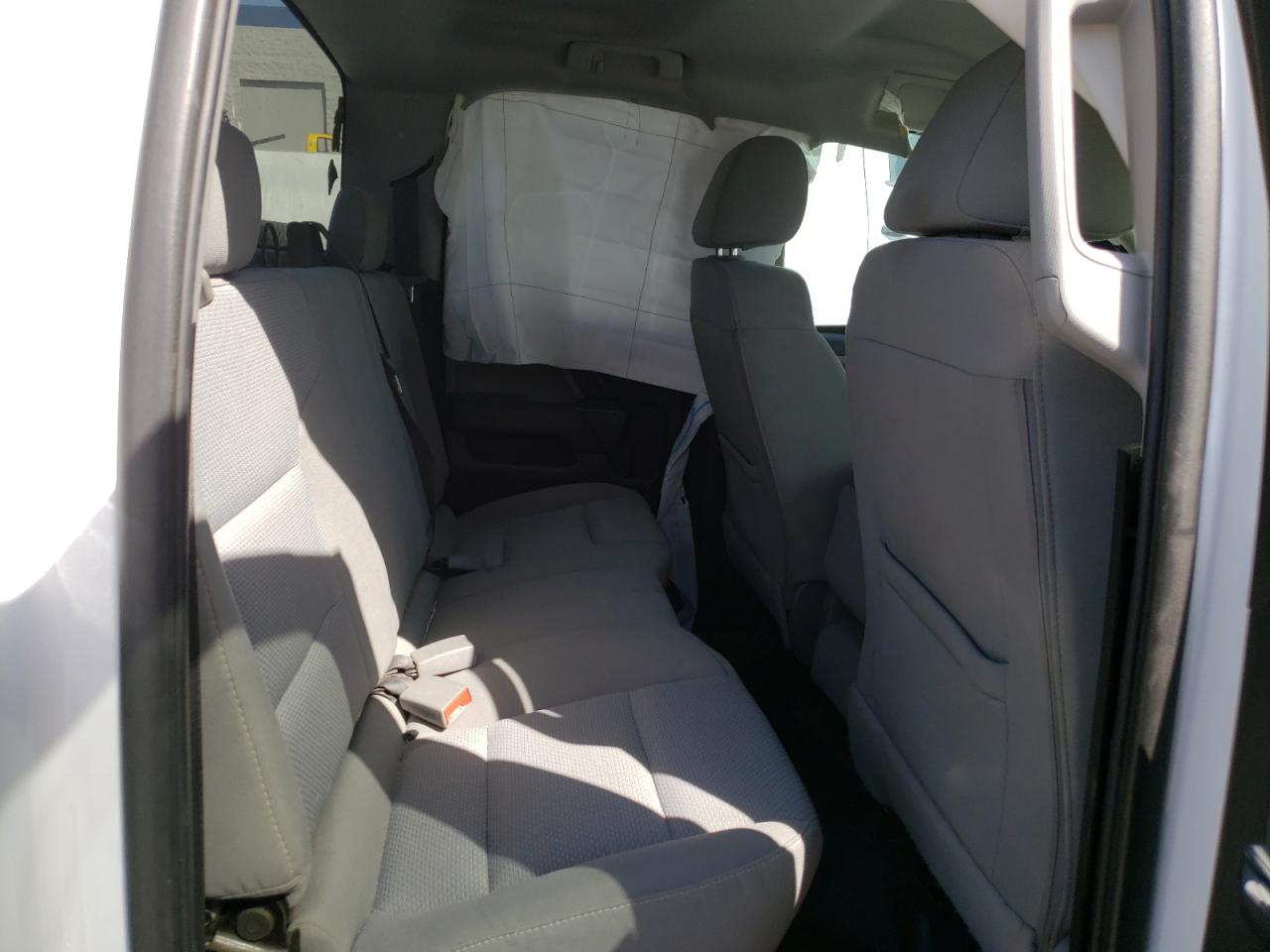 Photo 6 from auction – 2019 CHEVROLET SILVERADO with VIN 2GCRCNEC1K1164718
