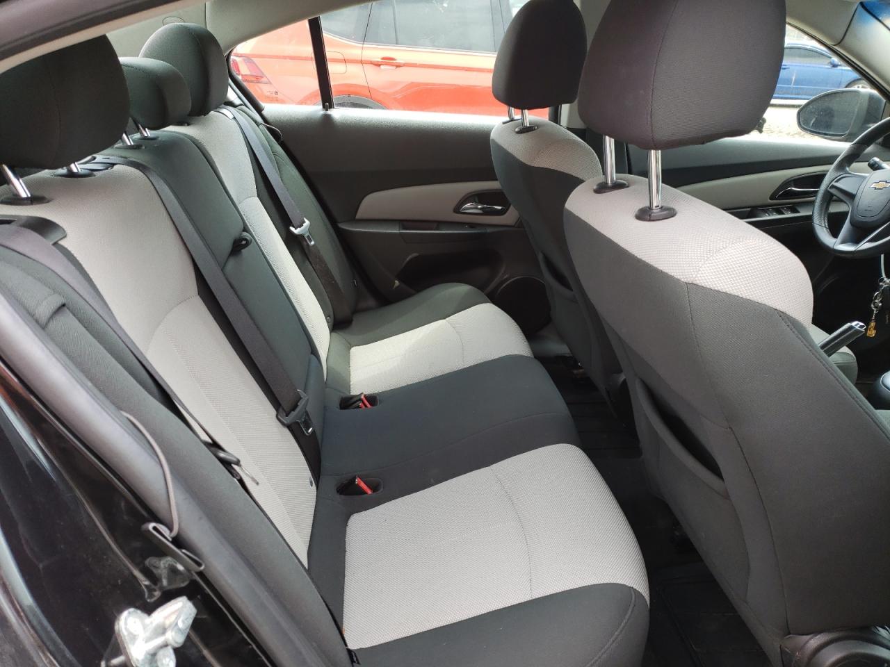 Photo 6 from auction – 2011 CHEVROLET CRUZE LS with VIN 1G1PC5SH3B7236828