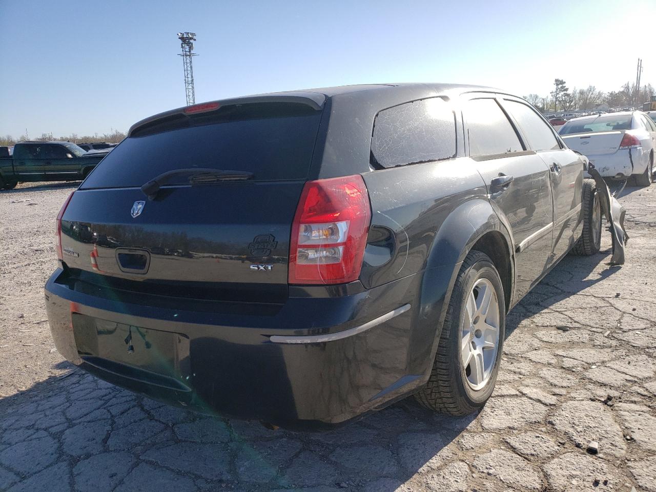 Photo 4 from auction – 2006 DODGE MAGNUM SXT with VIN 2D4FV47V56H385597