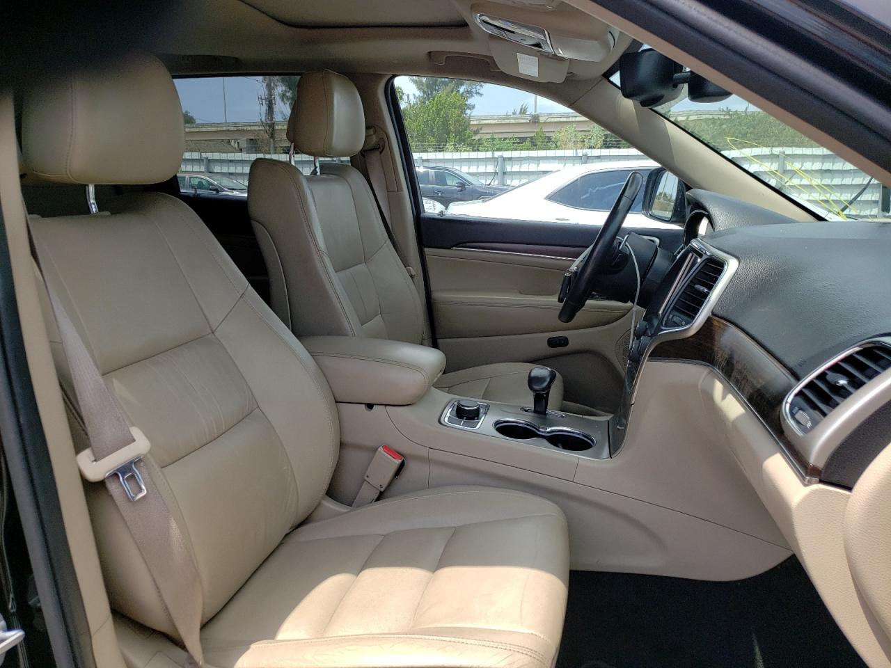 Photo 5 from auction – 2014 JEEP GRAND CHER with VIN 1C4RJFBTXEC164313