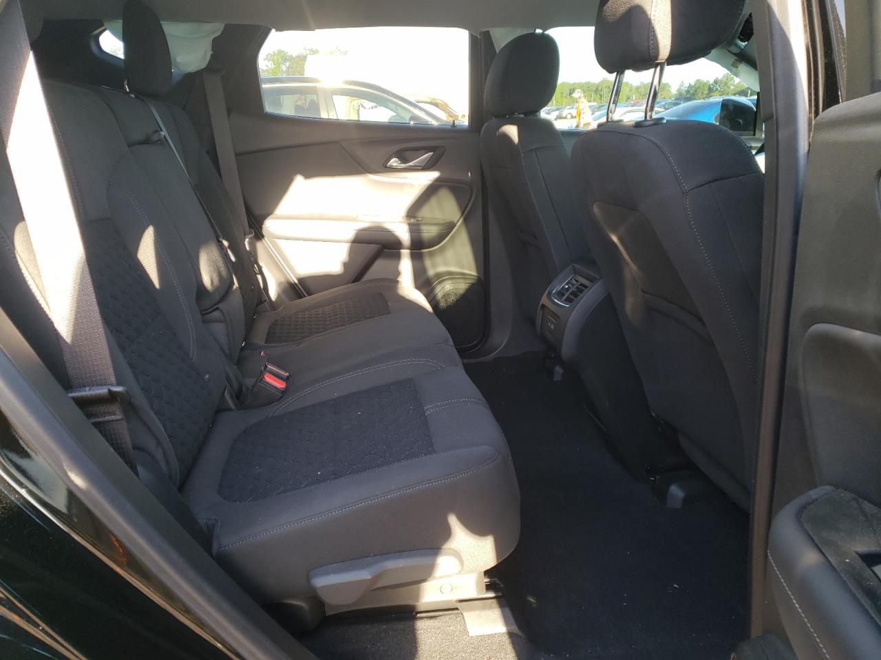 Photo 6 from auction – 2021 CHEVROLET BLAZER 2LT with VIN 3GNKBCRS5MS504381