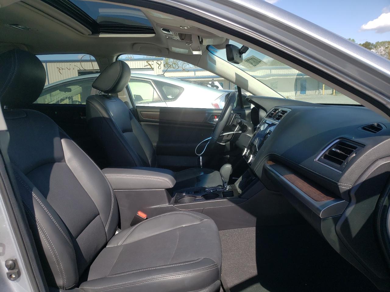 Photo 5 from auction – 2019 SUBARU OUTBACK 2. with VIN 4S4BSANC5K3363595