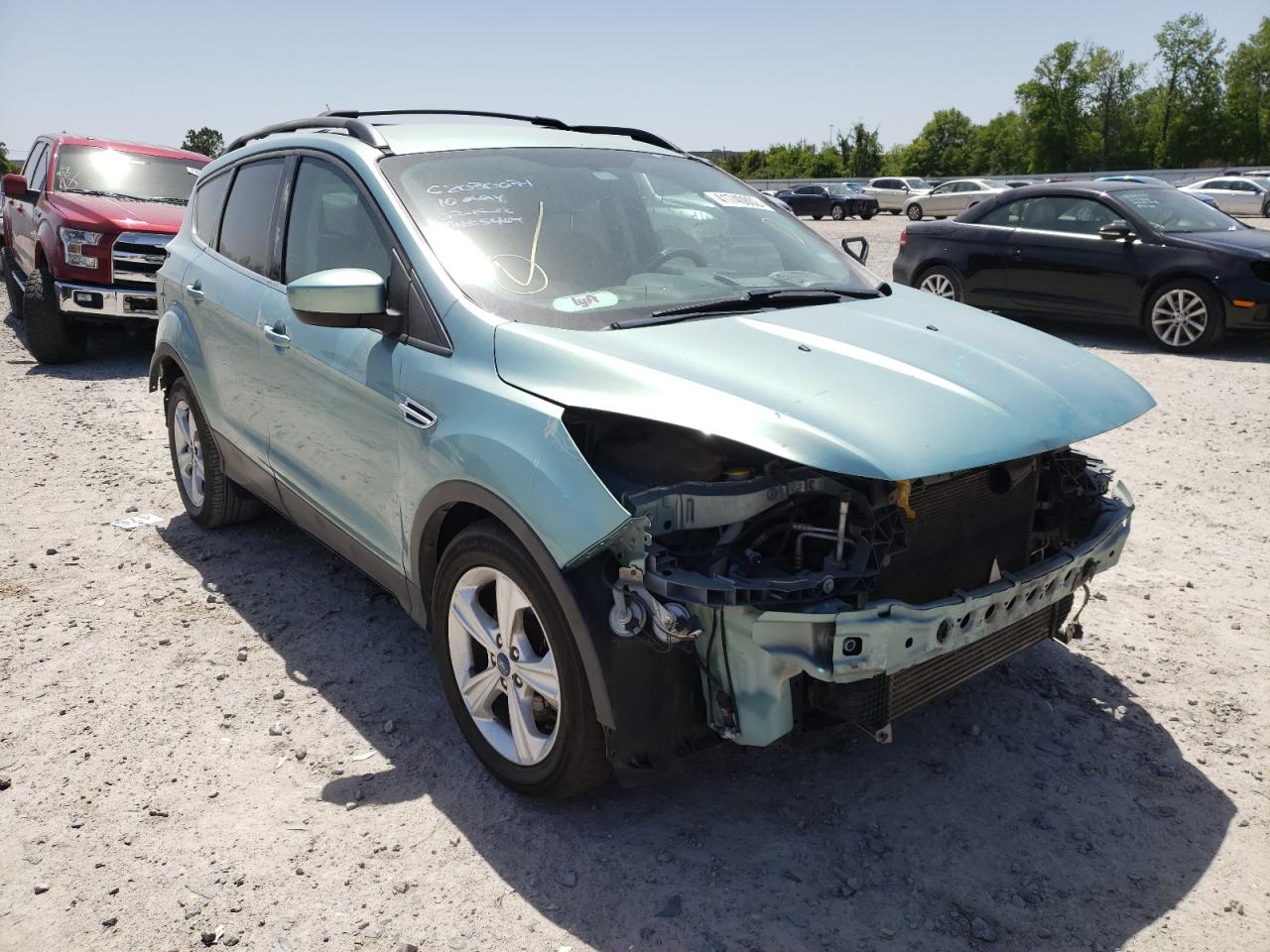 FORD ESCAPE SE 2013 with VIN 1FMCU0G95DUC95404 - Photo from auction