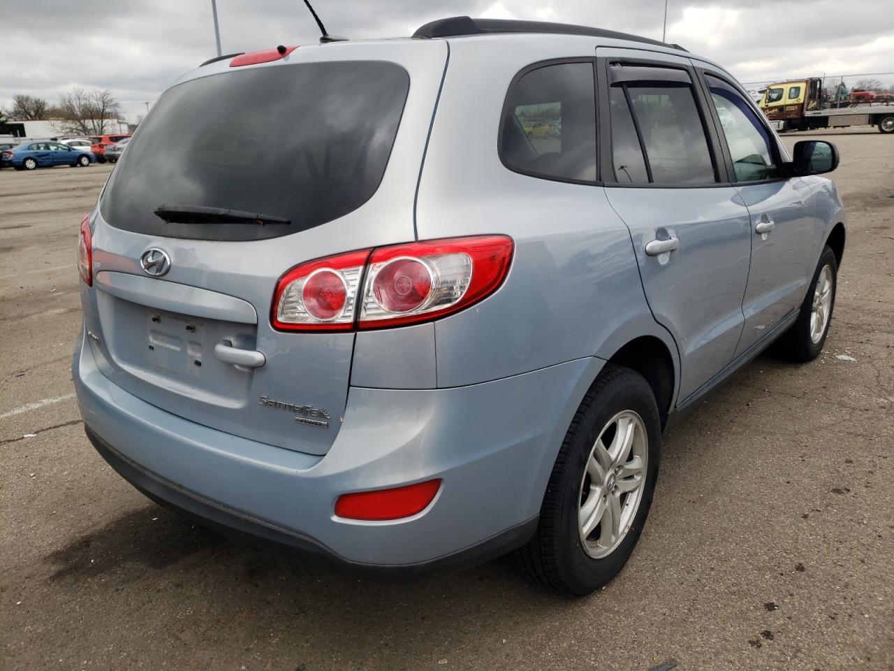 Photo 4 from auction – 2010 HYUNDAI SANTA FE G with VIN 5NMSGDAB9AH379593