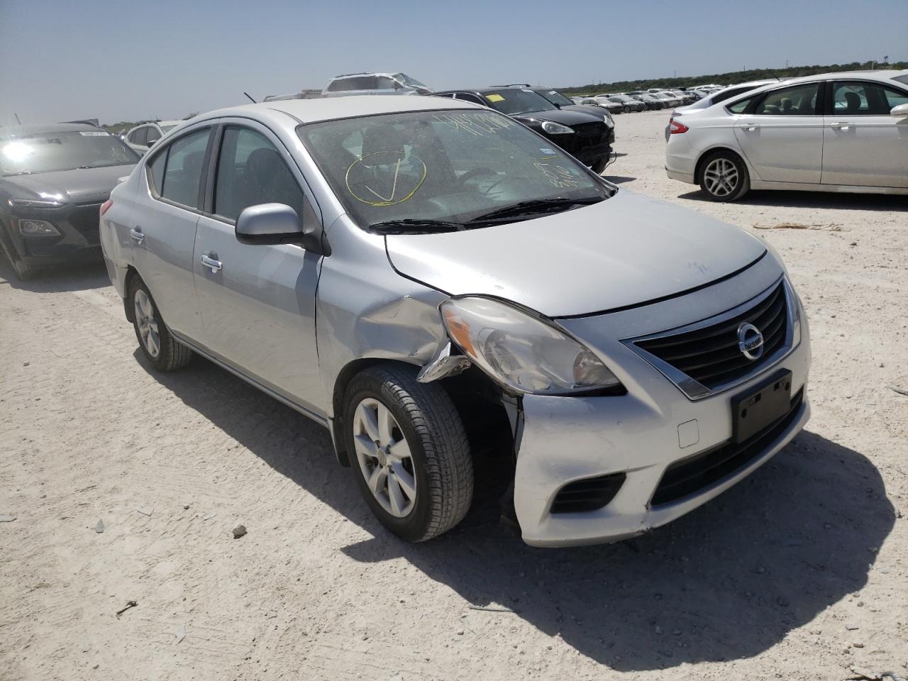 NISSAN VERSA S 2014 with VIN 3N1CN7AP5EL809946 - Photo from auction