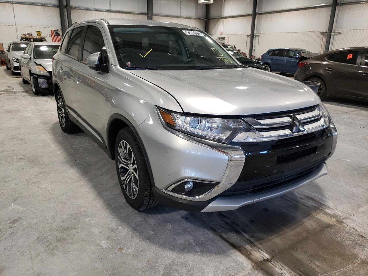 Photo 1 from auction – 2018 MITSUBISHI OUTLANDER with VIN JA4AZ3A33JZ007746