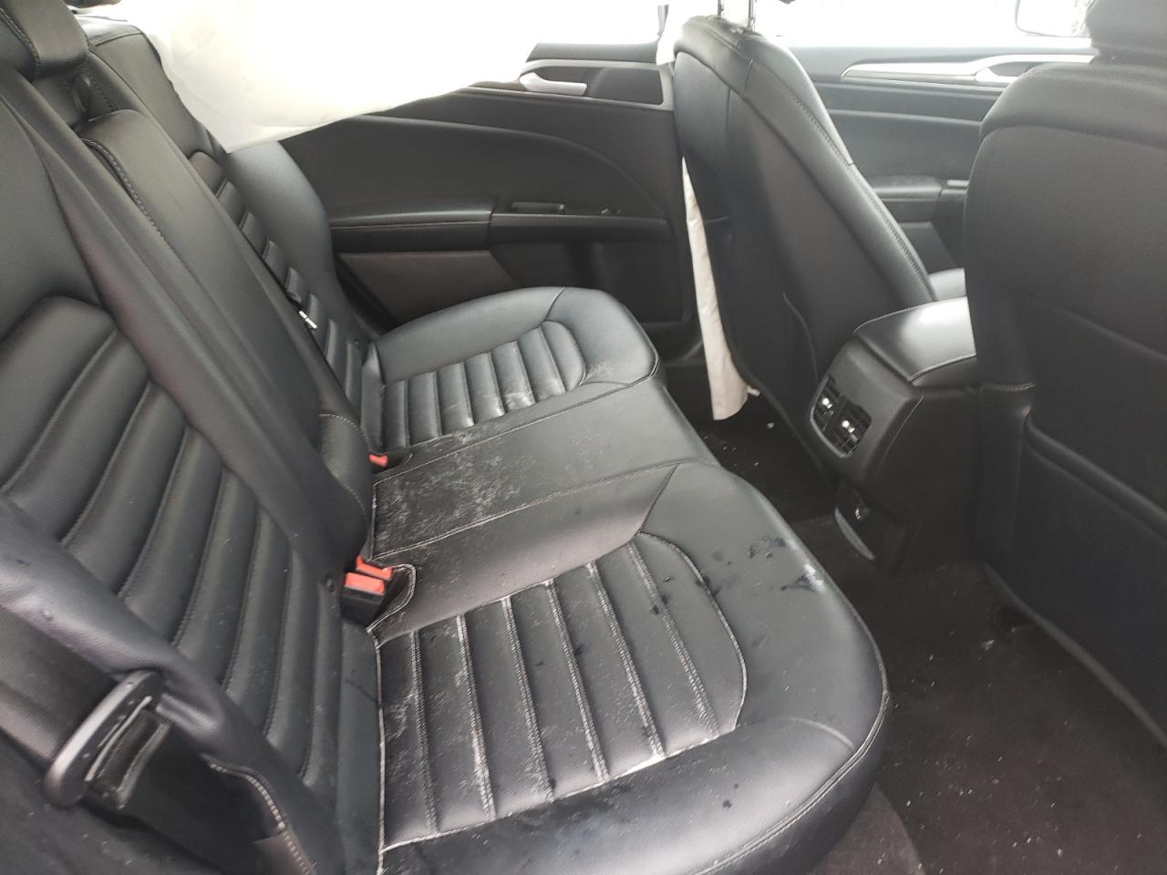 Photo 6 from auction – 2020 FORD FUSION SEL with VIN 3FA6P0CD9LR116876