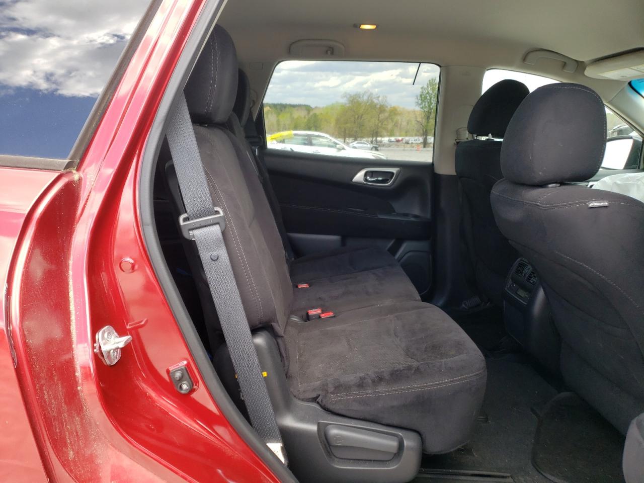 Photo 6 from auction – 2014 NISSAN PATHFINDER with VIN 5N1AR2MM2EC717455