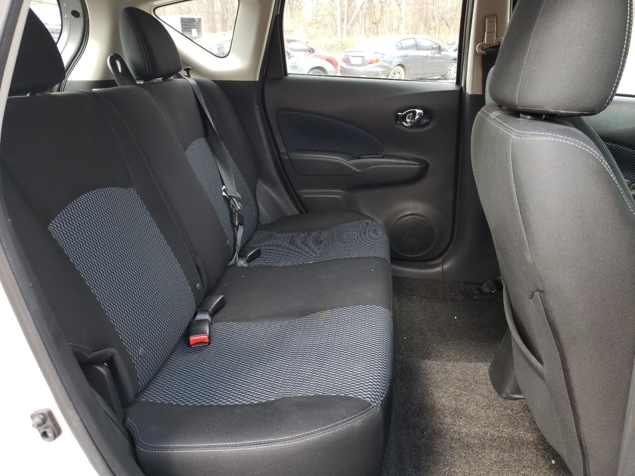 Photo 6 from auction – 2016 NISSAN VERSA NOTE with VIN 3N1CE2CP7GL361115