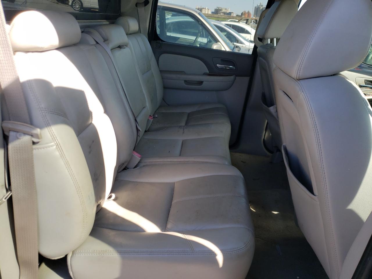 Photo 6 from auction – 2007 CHEVROLET AVALANCHE with VIN 3GNEC12J17G309482