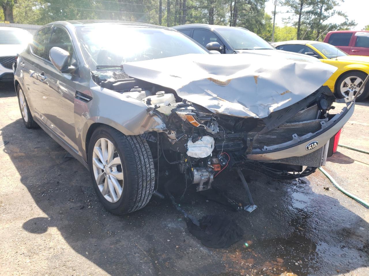 KIA OPTIMA EX 2015 with VIN 5XXGN4A75FG460460 - Photo from auction