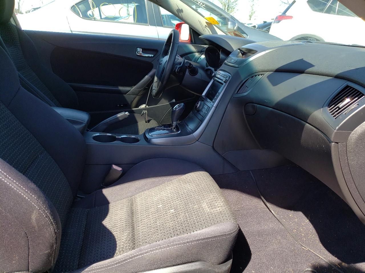Photo 5 from auction – 2012 HYUNDAI GENESIS CO with VIN KMHHT6KD7CU070097