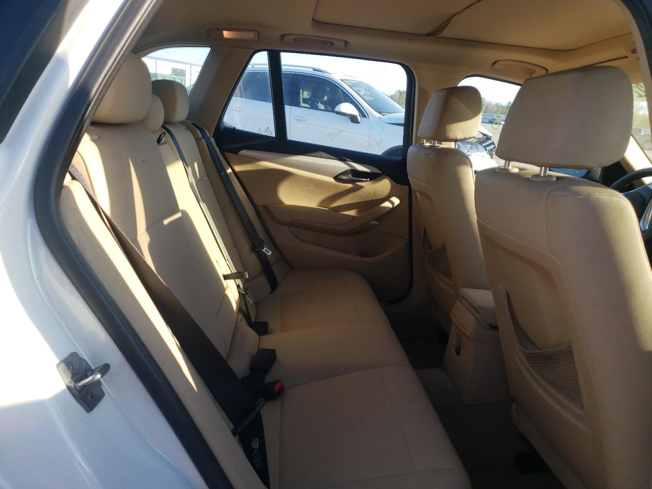 Photo 6 from auction – 2014 BMW X1 SDRIVE2 with VIN WBAVM1C53EVW55607