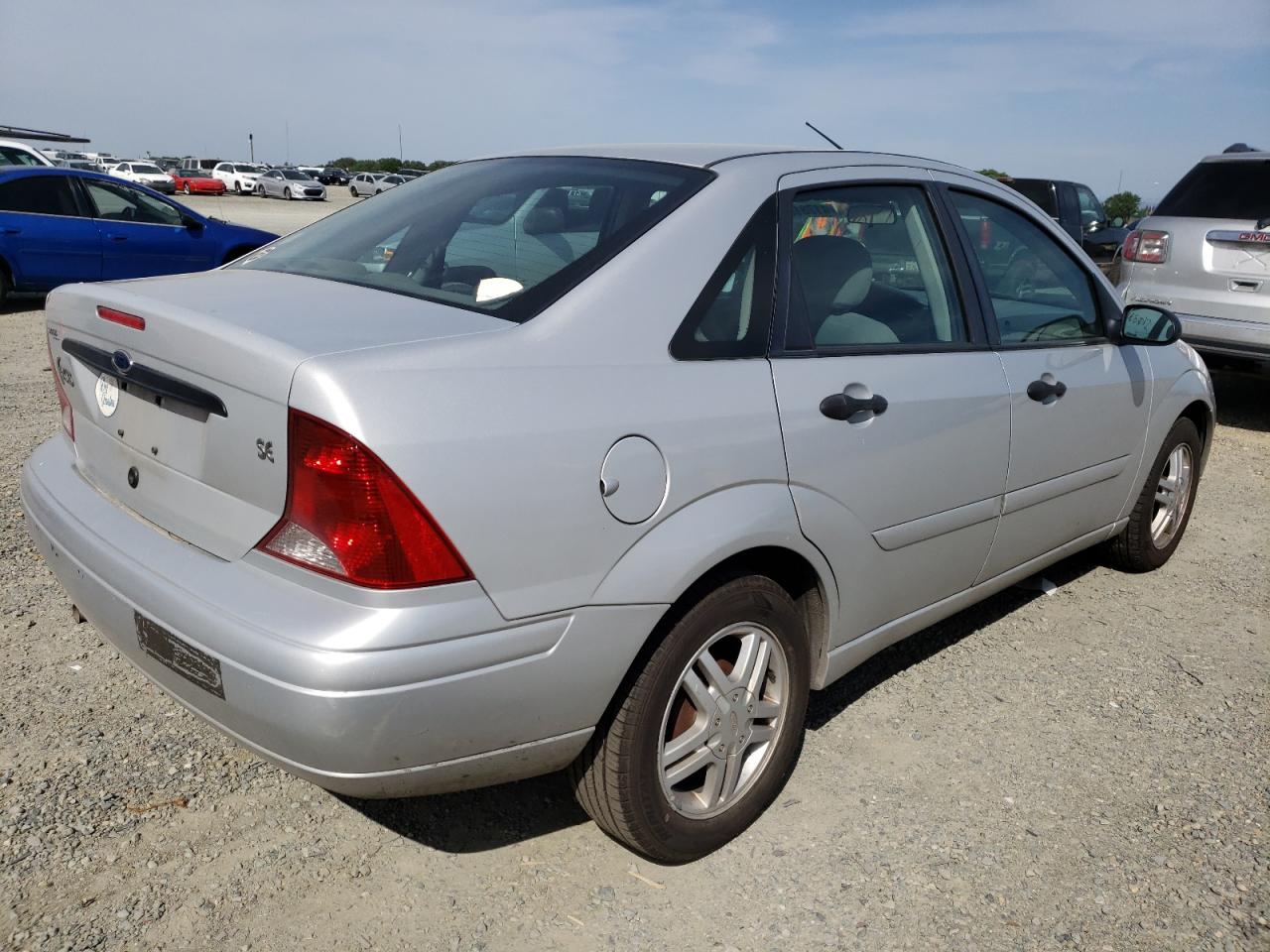 Foto 4 de la subasta – 2003 FORD FOCUS SE C con VIN 1FAFP34Z63W217009