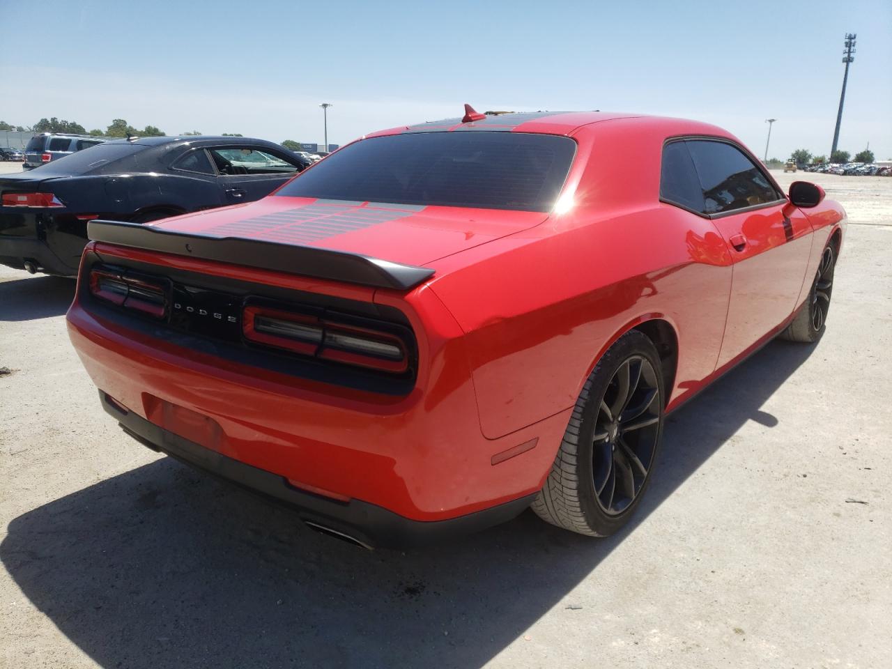 Photo 4 from auction – 2017 DODGE CHALLENGER with VIN 2C3CDZAGXHH633750