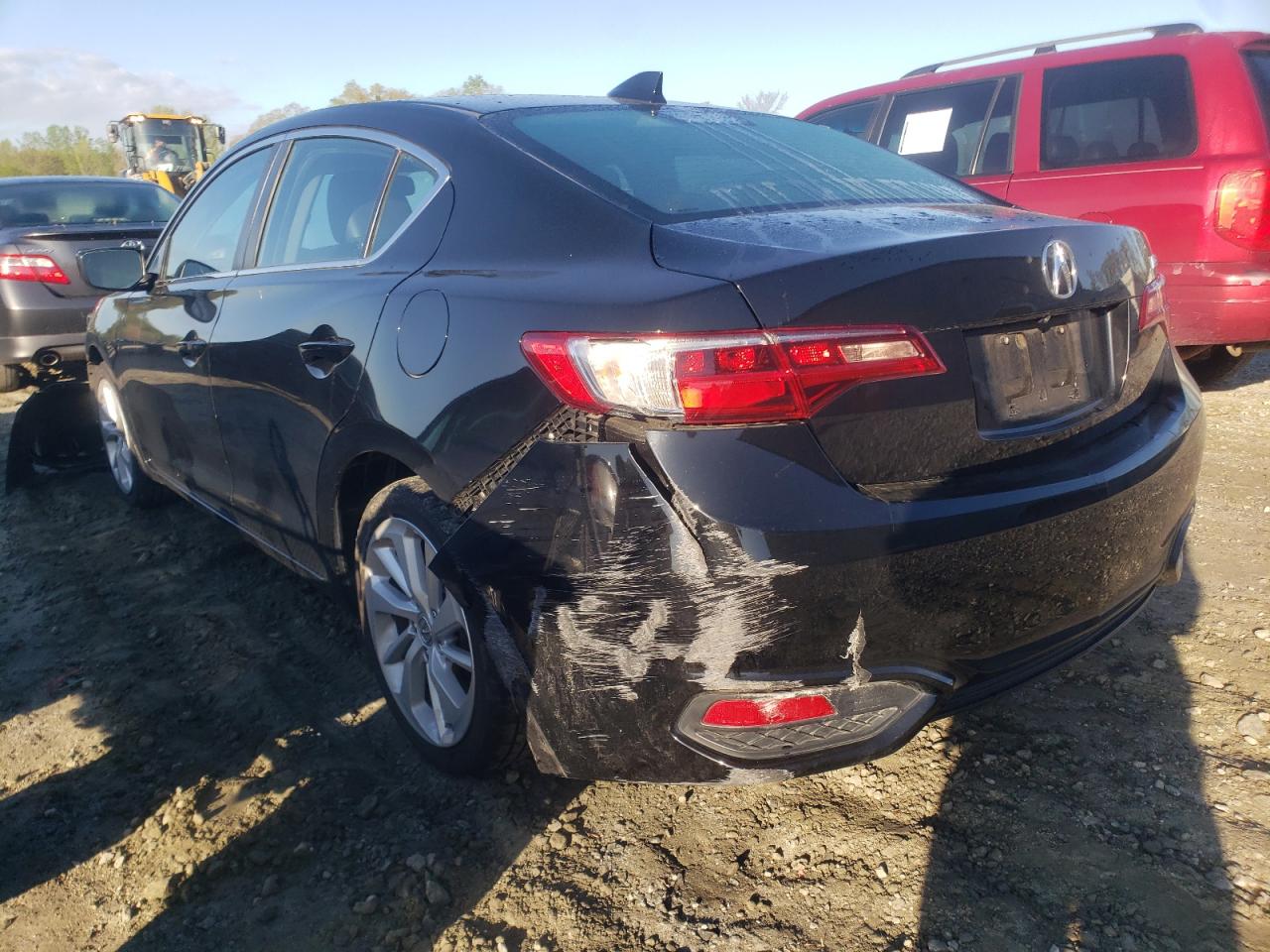 Photo 3 from auction – 2017 ACURA ILX PREMIU with VIN 19UDE2F70HA008657