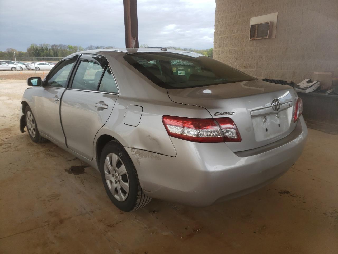 صورة رقم 3 من المزاد - 2011 TOYOTA CAMRY BASE مع VIN 4T1BF3EK8BU129632
