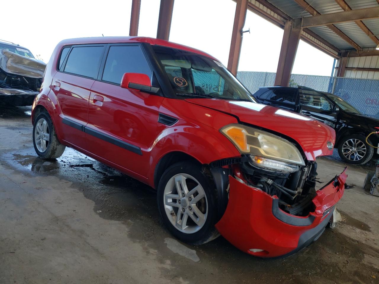 KIA SOUL + 2010 with VIN KNDJT2A26A7176437 - Photo from auction