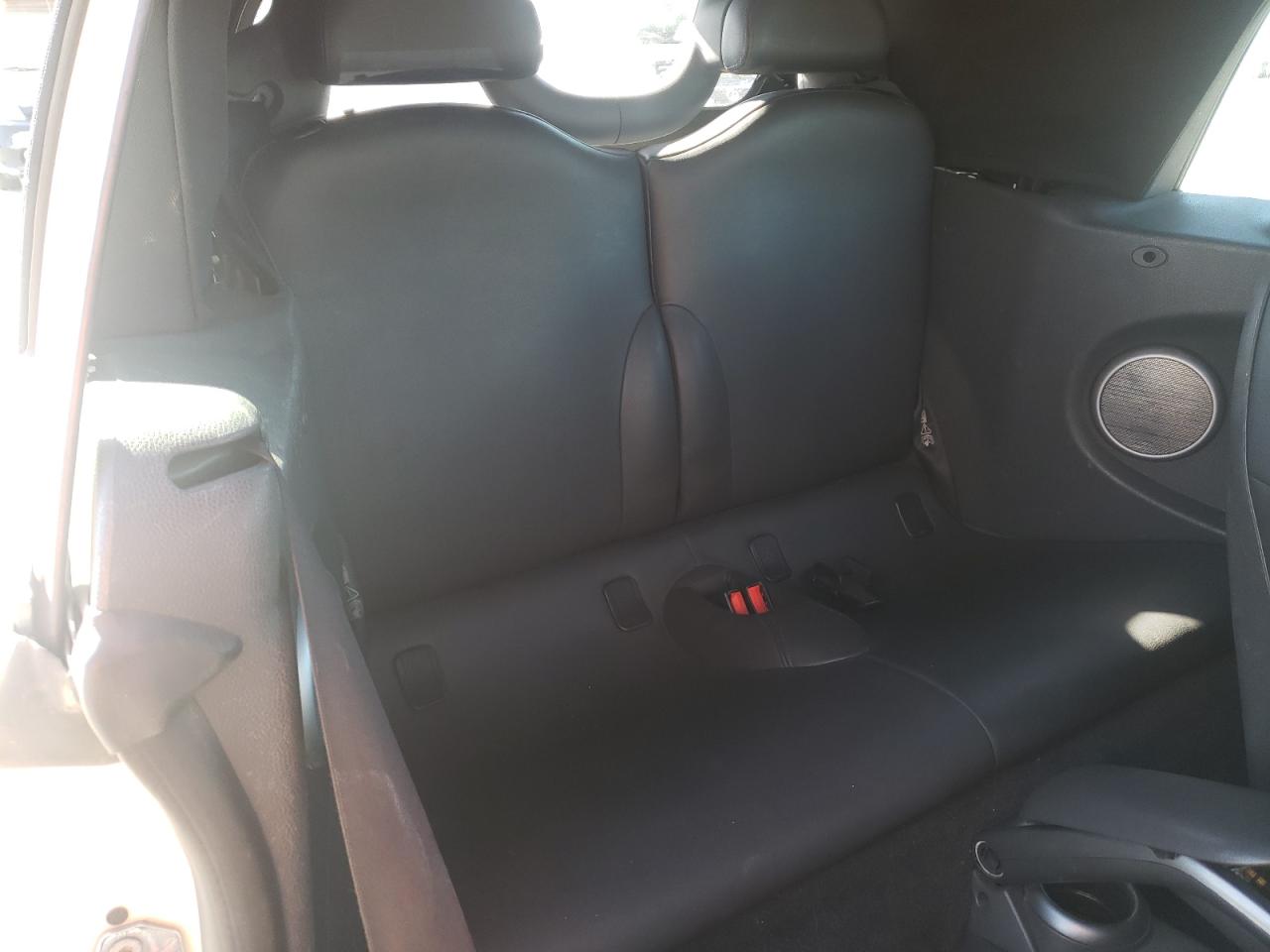 Photo 6 from auction – 2006 MINI COOPER with VIN WMWRF33576TG16168