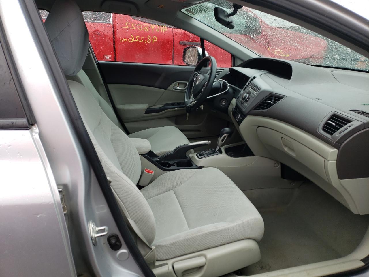 Photo 5 from auction – 2012 HONDA CIVIC LX with VIN 2HGFB2F54CH519735