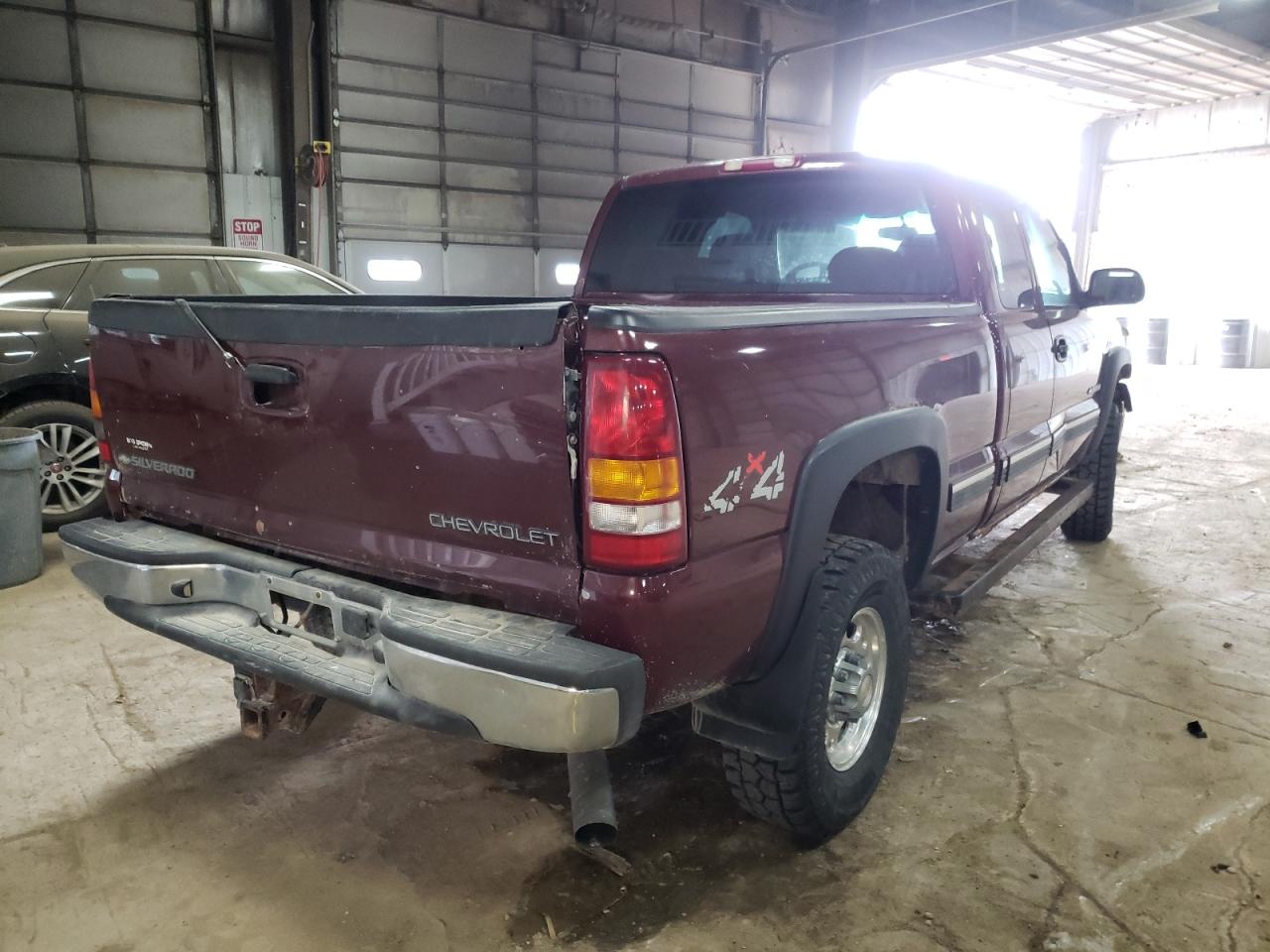 Photo 4 from auction – 2002 CHEVROLET SILVERADO with VIN 1GCHK29U62Z249478