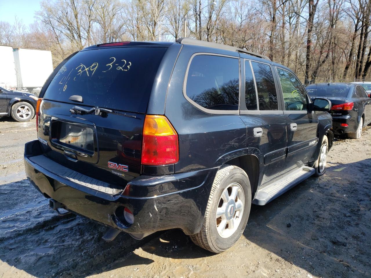 Photo 4 from auction – 2004 GMC ENVOY with VIN 1GKDS13S742247674