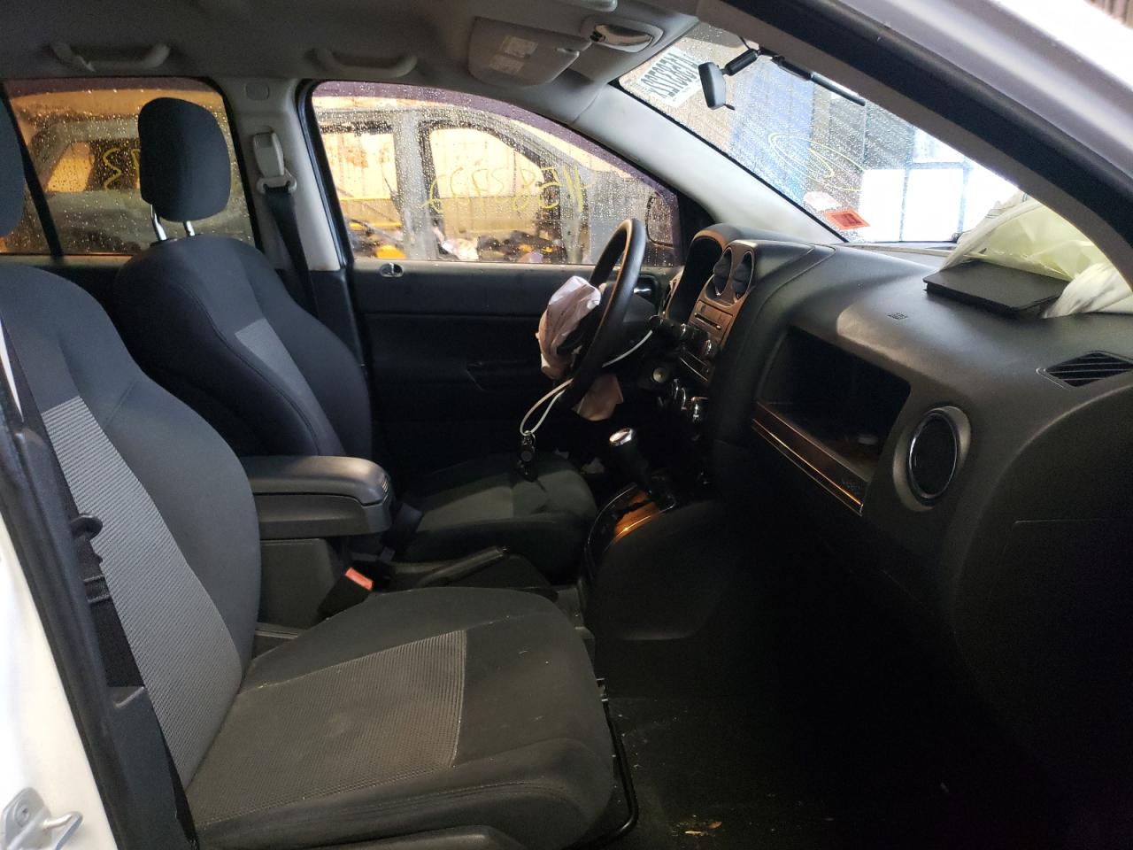 Photo 5 from auction – 2011 JEEP COMPASS SP with VIN 1J4NF1FB6BD158626