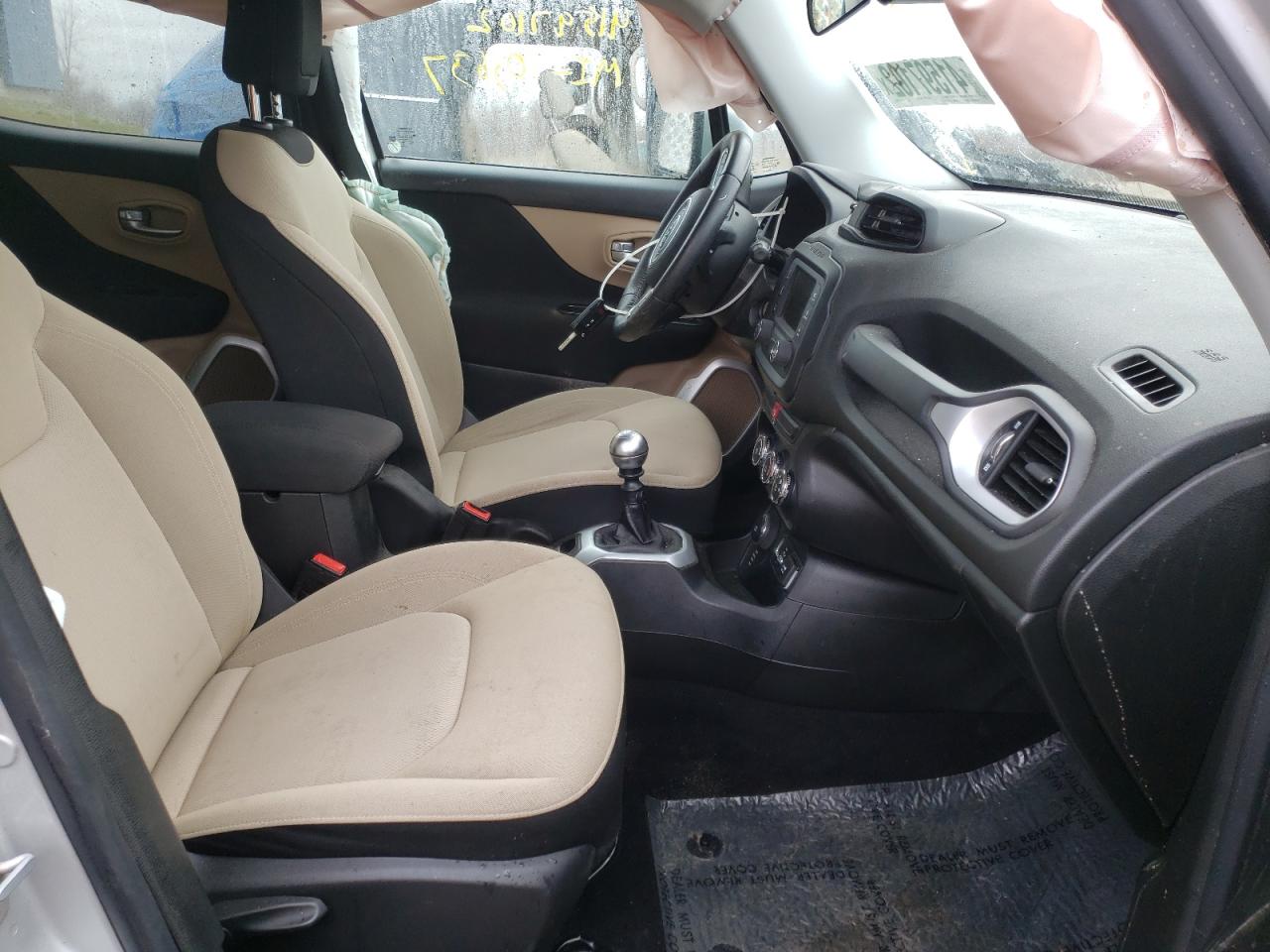 Photo 5 from auction – 2015 JEEP RENEGADE L with VIN ZACCJBBH8FPB98032
