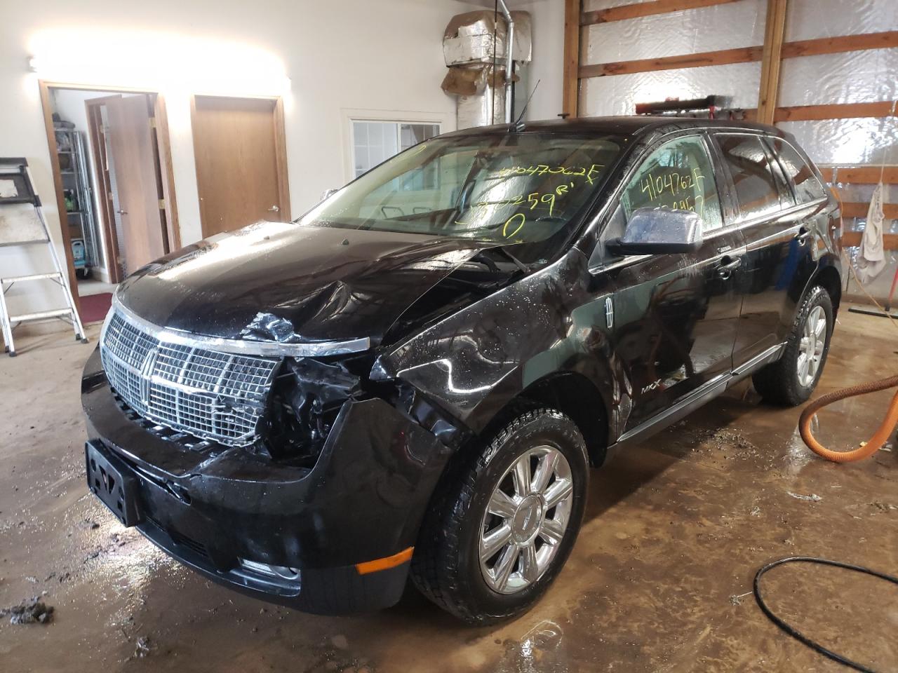 Photo 2 from auction – 2008 LINCOLN MKX with VIN 2LMDU68C78BJ30259
