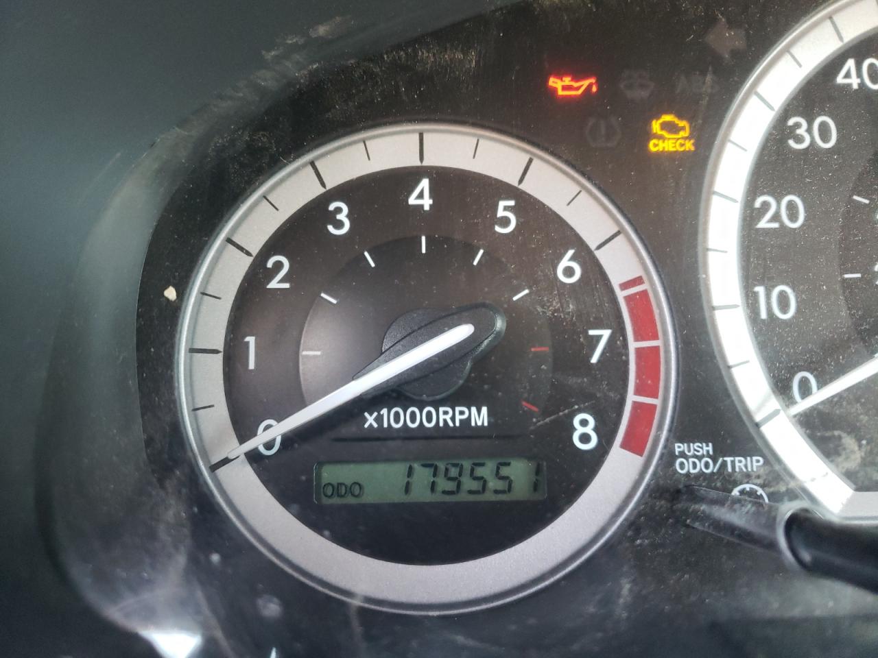 Photo 8 from auction – 2007 TOYOTA SIENNA CE with VIN 5TDZK23C47S020245