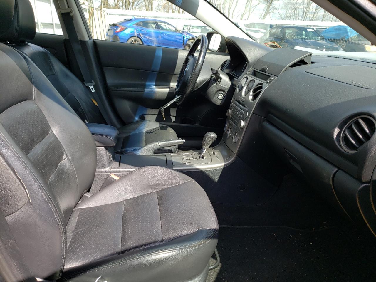 Photo 5 from auction – 2003 MAZDA 6 I with VIN 1YVHP80C135M07060