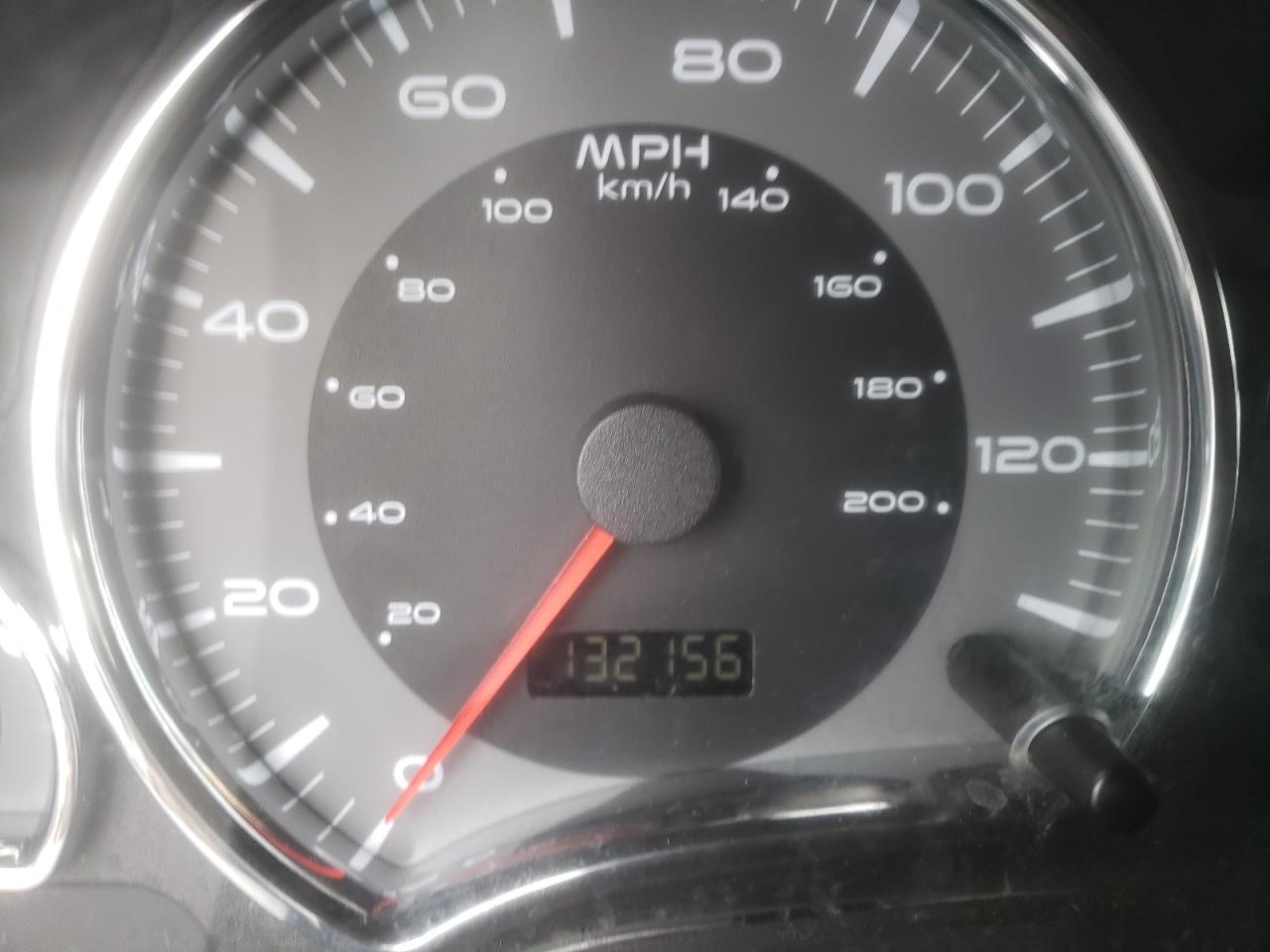 Photo 8 from auction – 2006 PONTIAC TORRENT with VIN 2CKDL63FX66144191