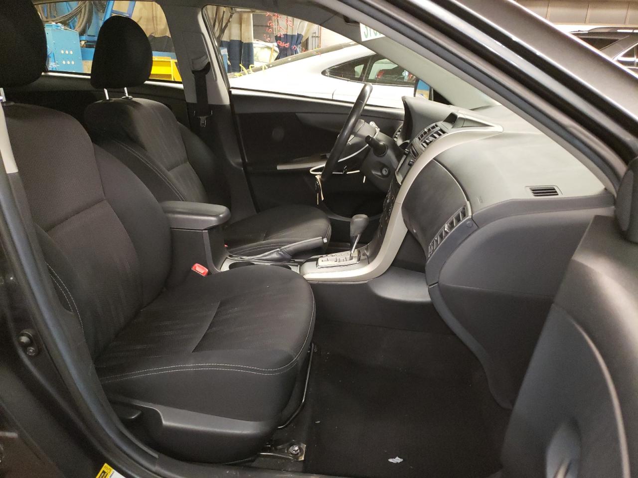 Фото 5 с аукциона – 2013 TOYOTA COROLLA BA с VIN 2T1BU4EE4DC016724