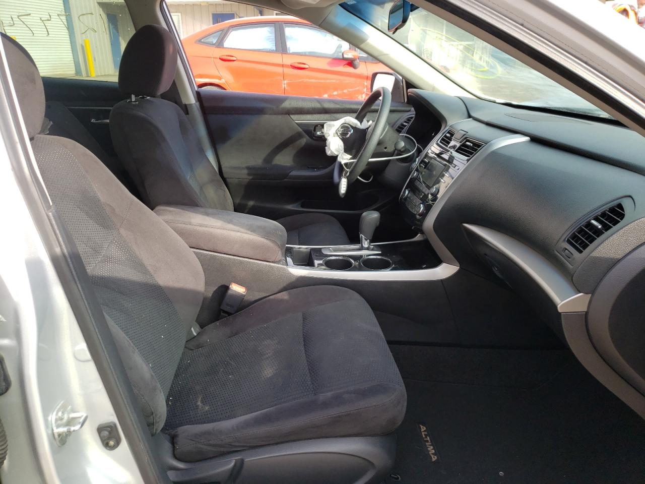 Photo 5 from auction – 2014 NISSAN ALTIMA 2.5 with VIN 1N4AL3AP8EC139944
