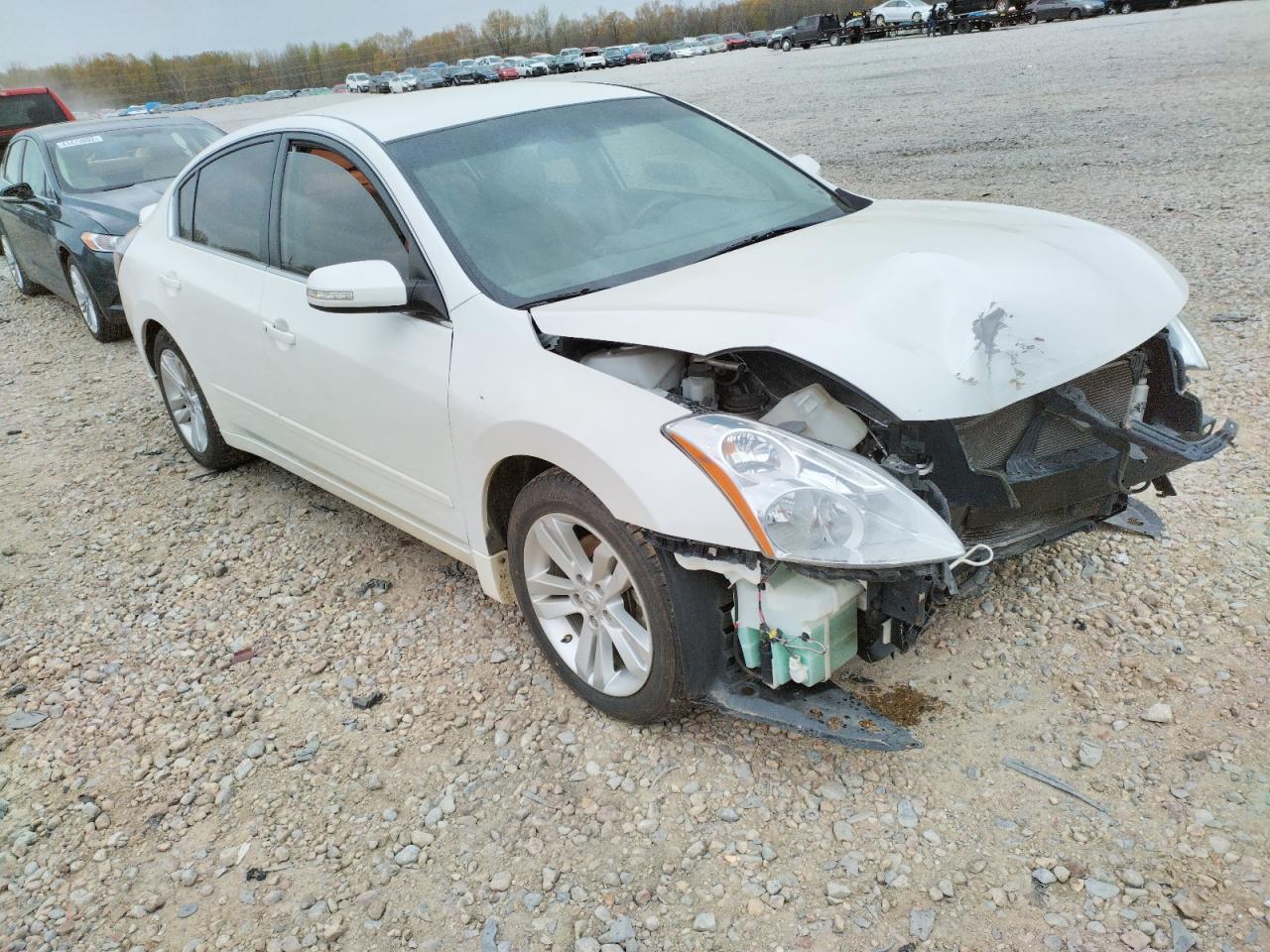 NISSAN ALTIMA SR 2011 with VIN 1N4BL2AP2BN463731 - Photo from auction