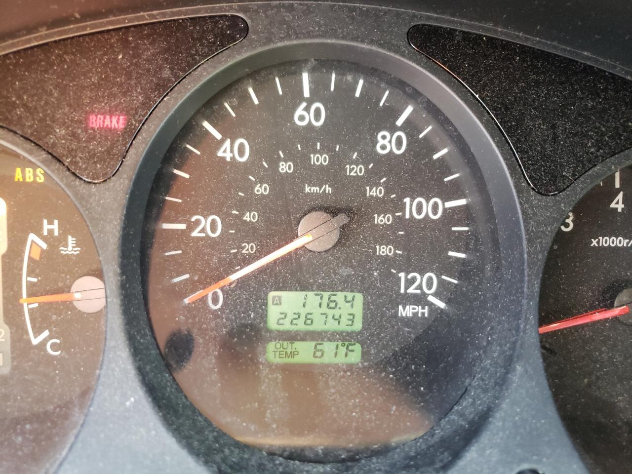 Photo 8 from auction – 2003 SUBARU FORESTER 2 with VIN JF1SG65613H772295