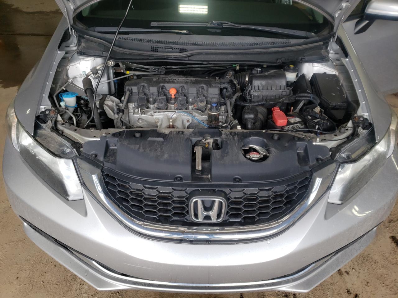 Photo 7 from auction – 2015 HONDA CIVIC SE with VIN 19XFB2F70FE015182