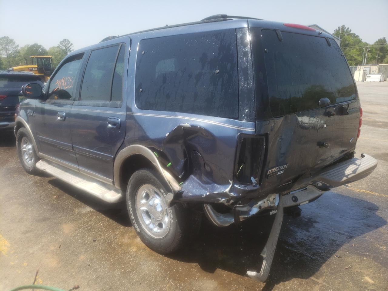 Photo 3 from auction – 2001 FORD EXPEDITION with VIN 1FMRU17L51LA16868