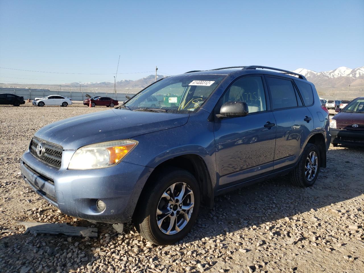 Photo 2 from auction – 2007 TOYOTA RAV4 with VIN JTMBD33V675110960