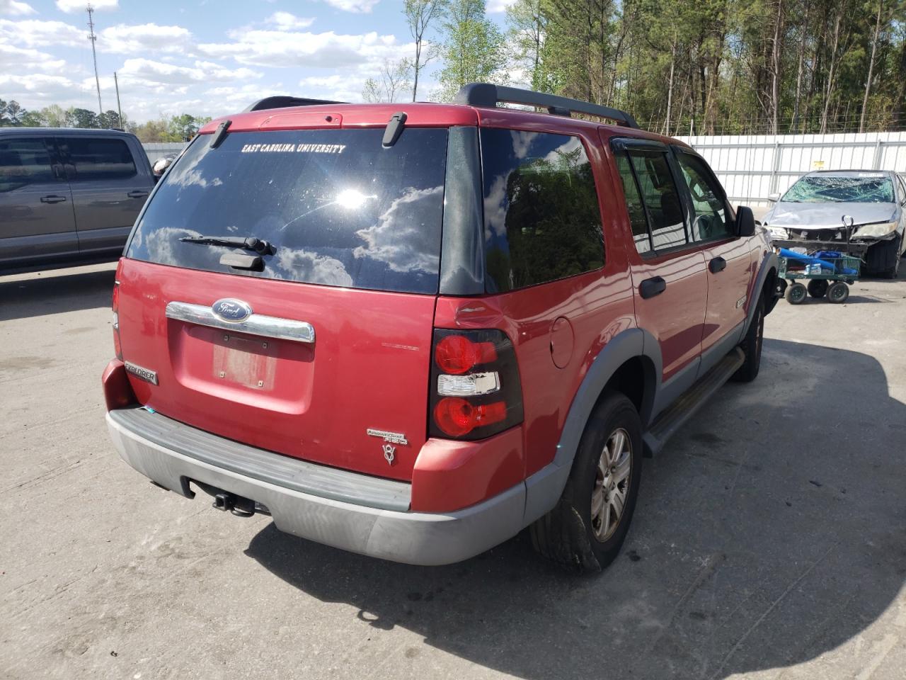 Photo 4 from auction – 2006 FORD EXPLORER X with VIN 1FMEU63846UA75358