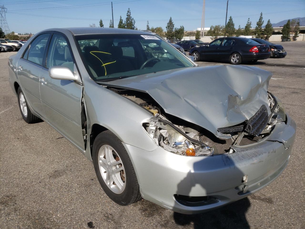 Photo 1 from auction – 2004 TOYOTA CAMRY LE with VIN JTDBE32K740269757