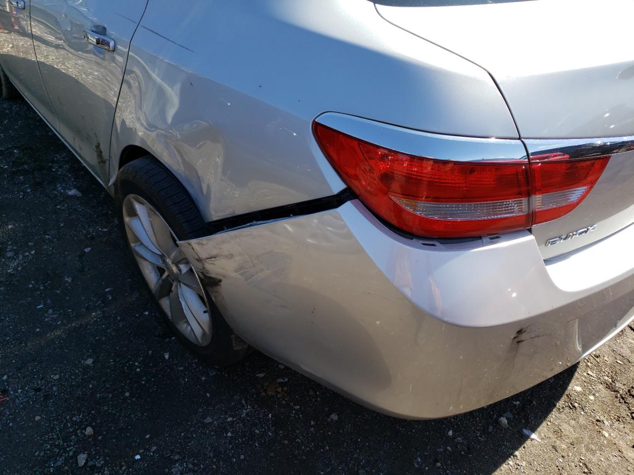 Photo 9 from auction – 2012 BUICK VERANO with VIN 1G4PP5SK2C4126553