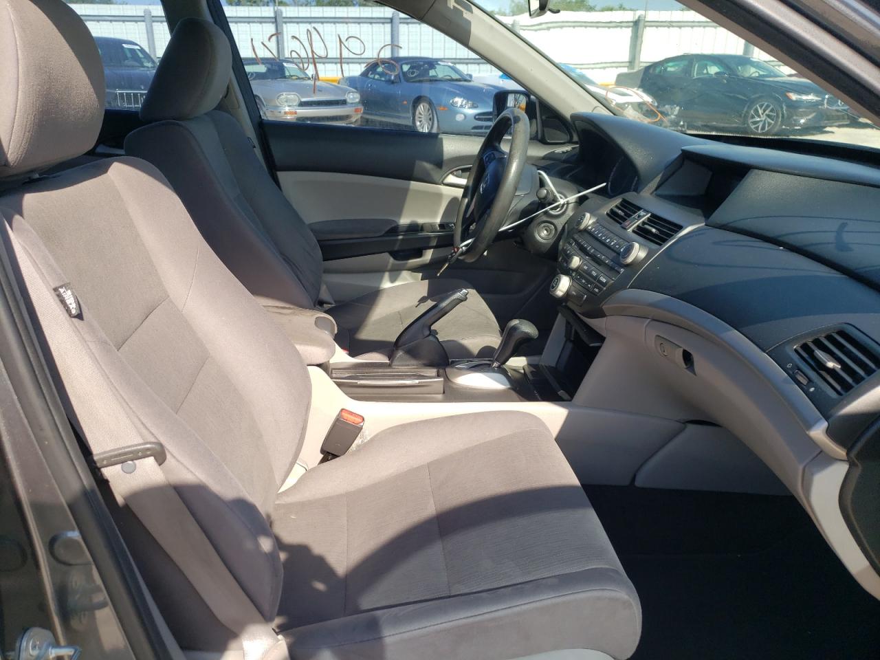 Photo 5 from auction – 2012 HONDA ACCORD LXP with VIN 1HGCP2F42CA013282