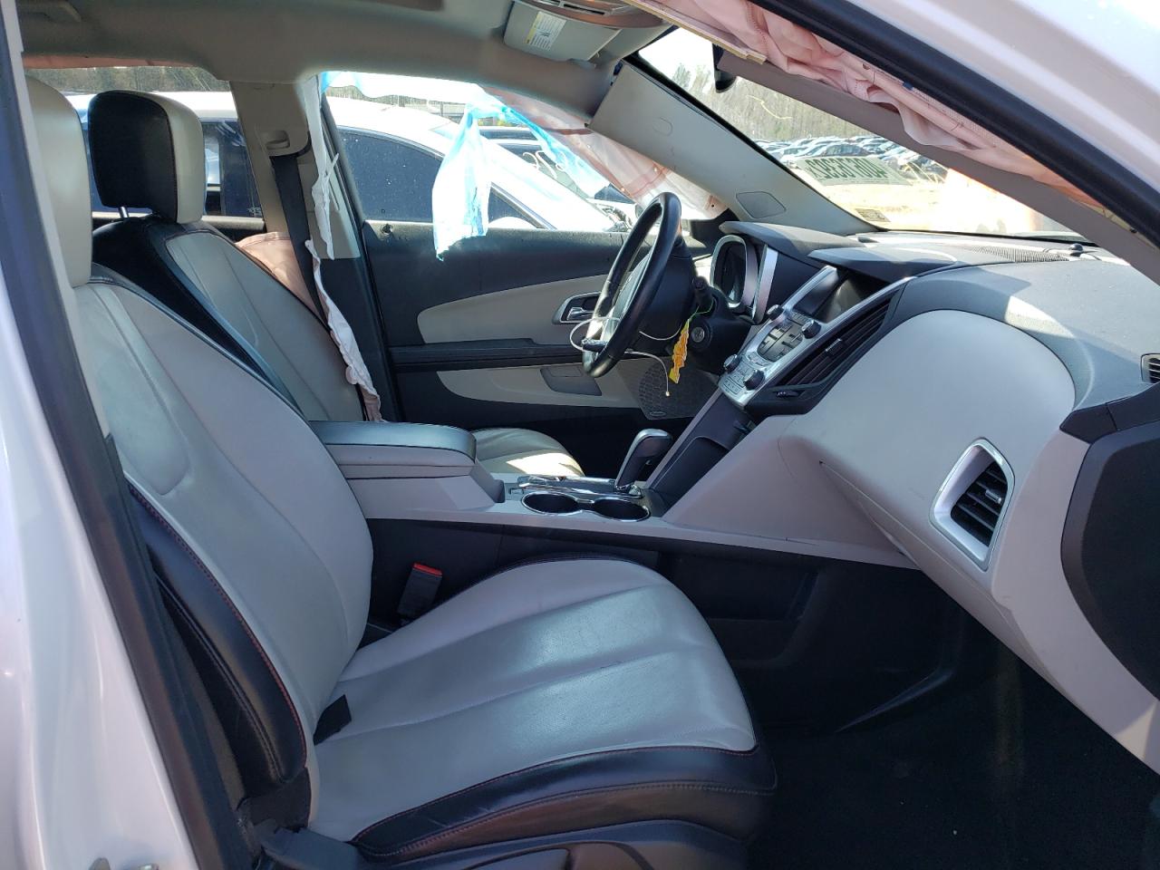 Photo 5 from auction – 2012 CHEVROLET EQUINOX LT with VIN 2GNFLGE55C6104680