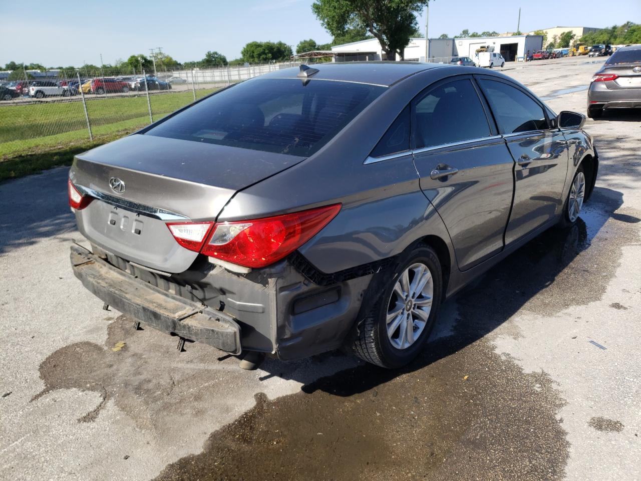Photo 4 from auction – 2013 HYUNDAI SONATA GLS with VIN 5NPEB4AC7DH542544